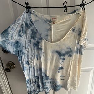 Mossimo Supply Co. Blue Asymmetrical Short Sleeve Tee